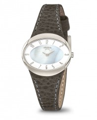 Montre femme cadran nacre ovale